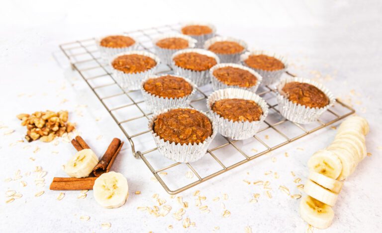 Banana Oat muffins with walnuts