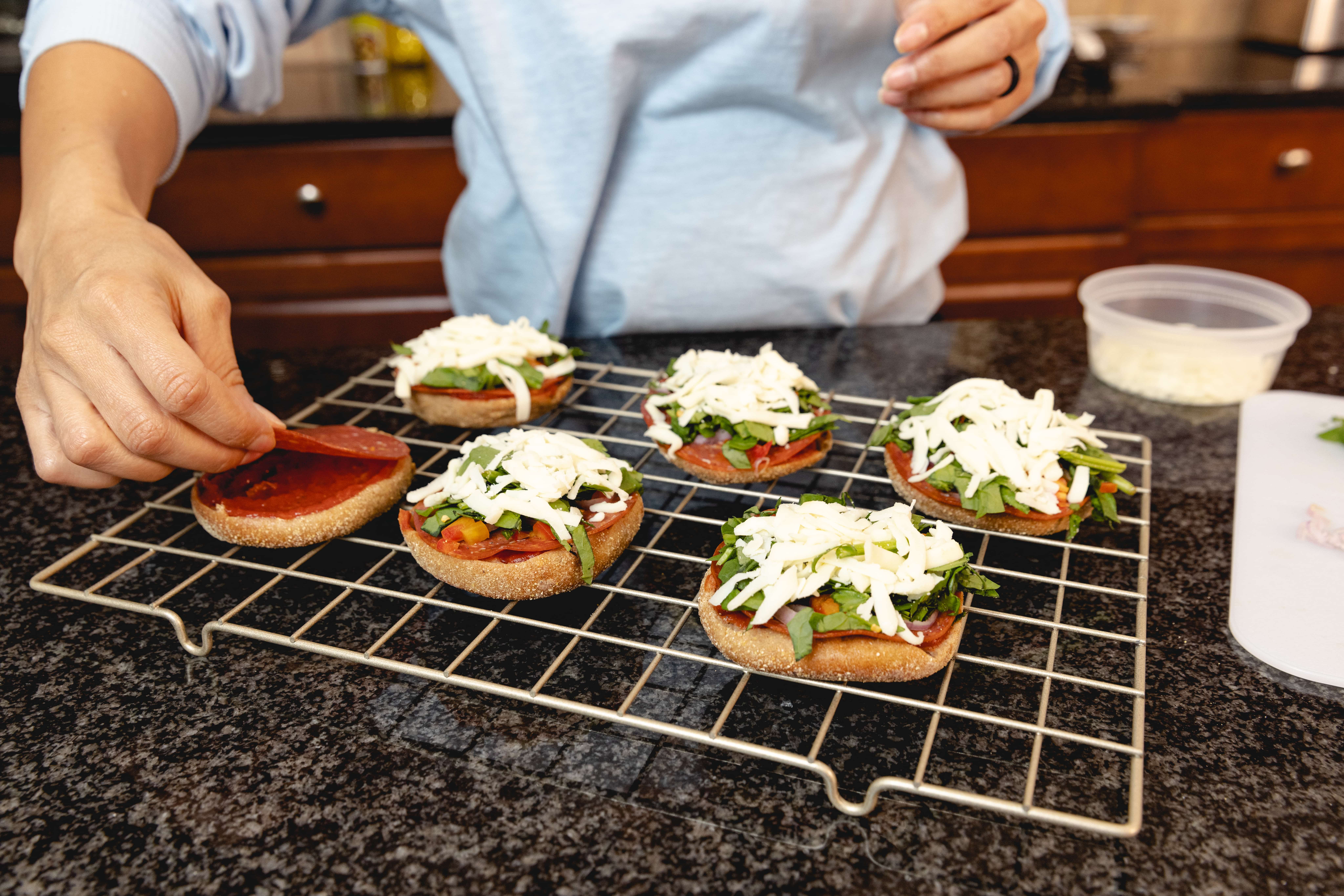 Air Fryer pizza bites