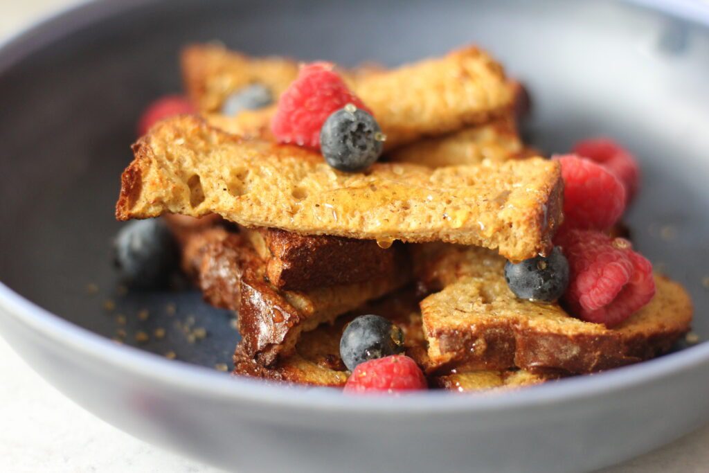 french toast sticks in air fryer up close