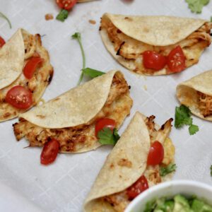 Chicken mini tacos