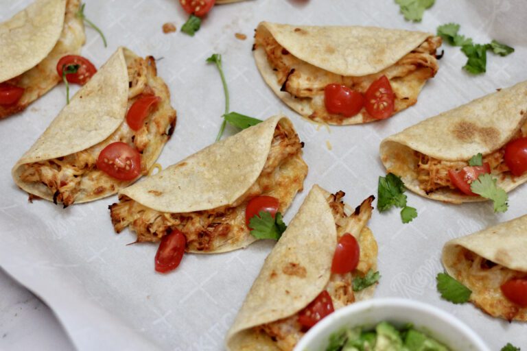 Chicken mini tacos