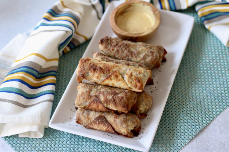 Cheeseburger egg rolls
