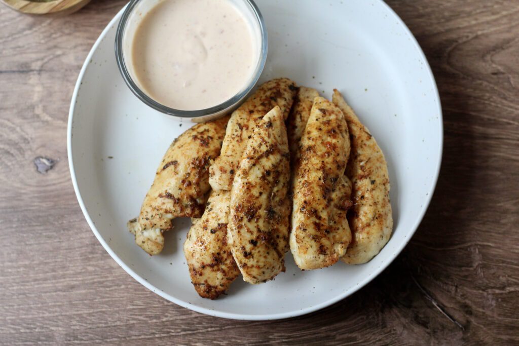 Popeyes Blackened Tenders with Sauce