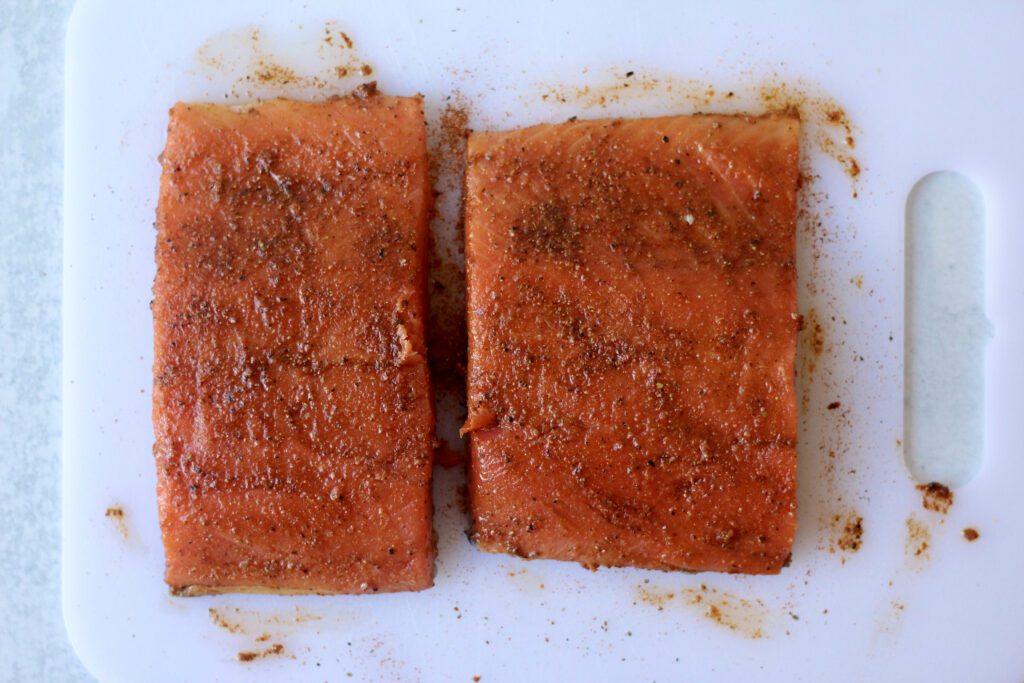 Salmon filets seasoned