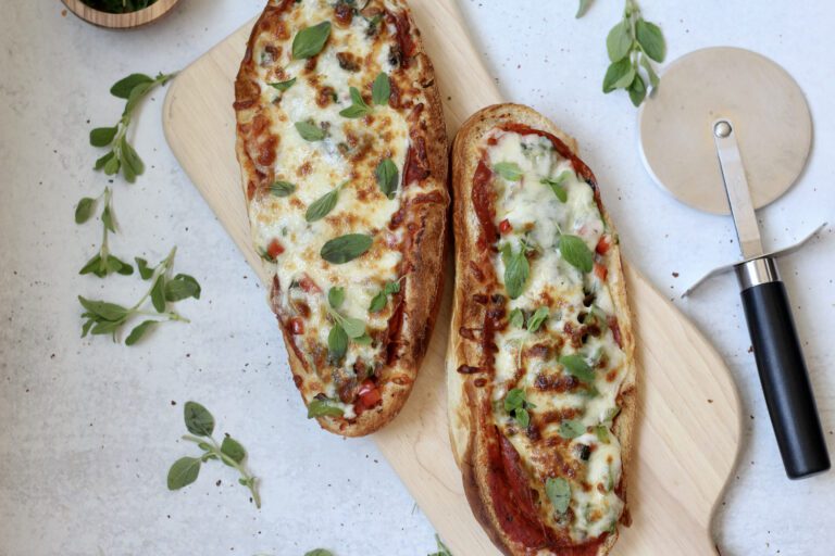 Stouffer's French Bread Pizza {Copycat}