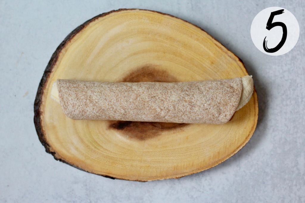 Roll up the tortilla tightly