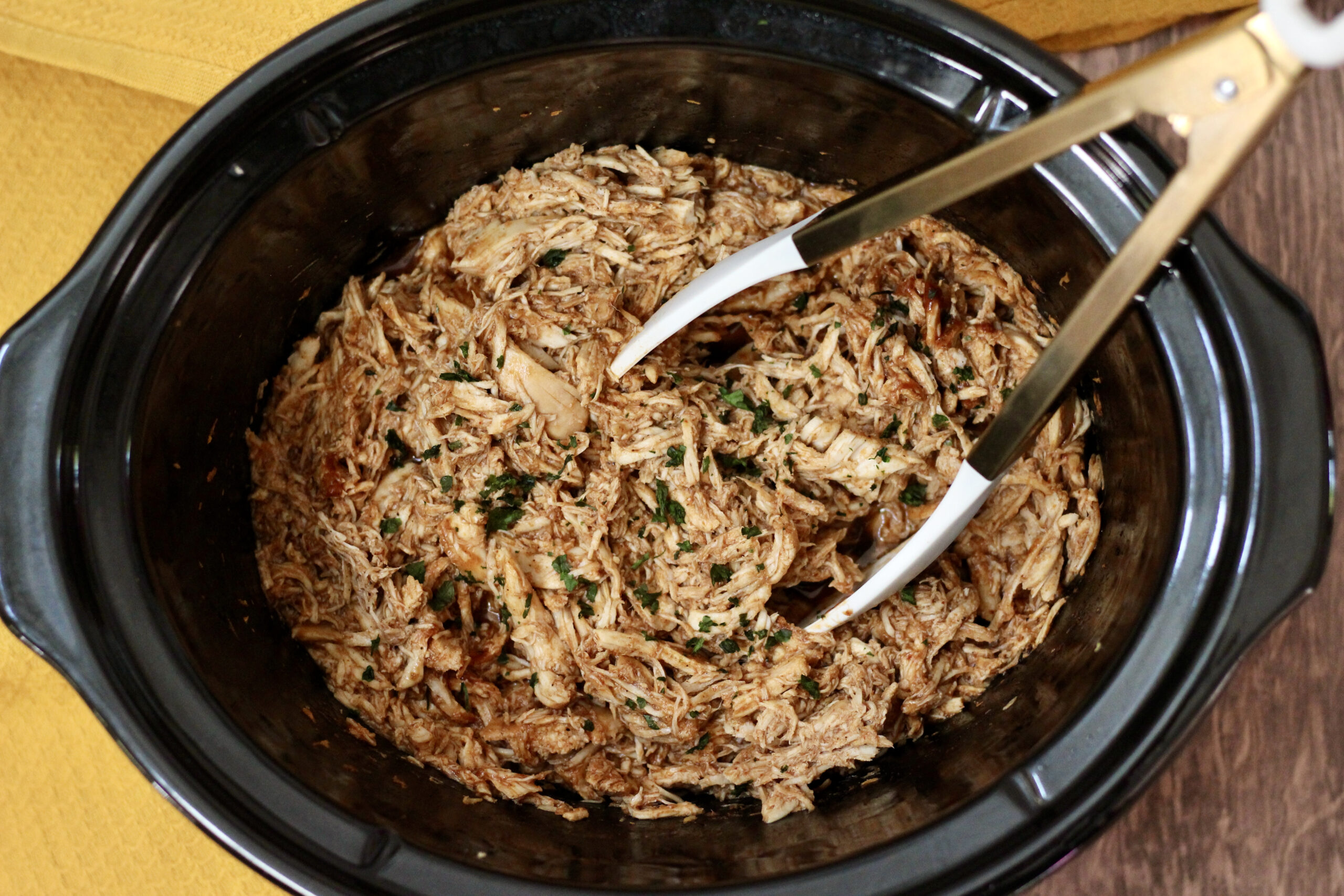 Slow Cooker BBQ Pulled Chicken